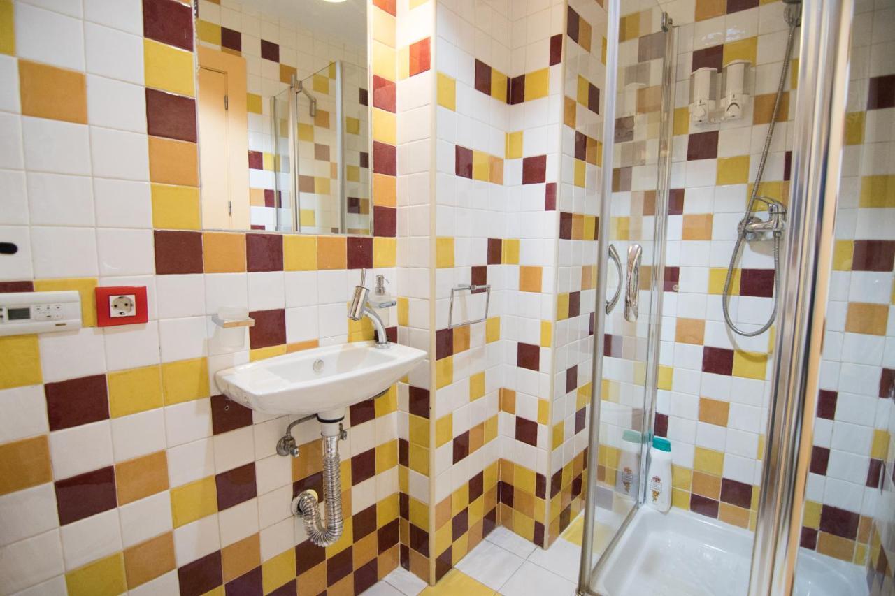 Tuguest Navas Apartment Granada Dış mekan fotoğraf